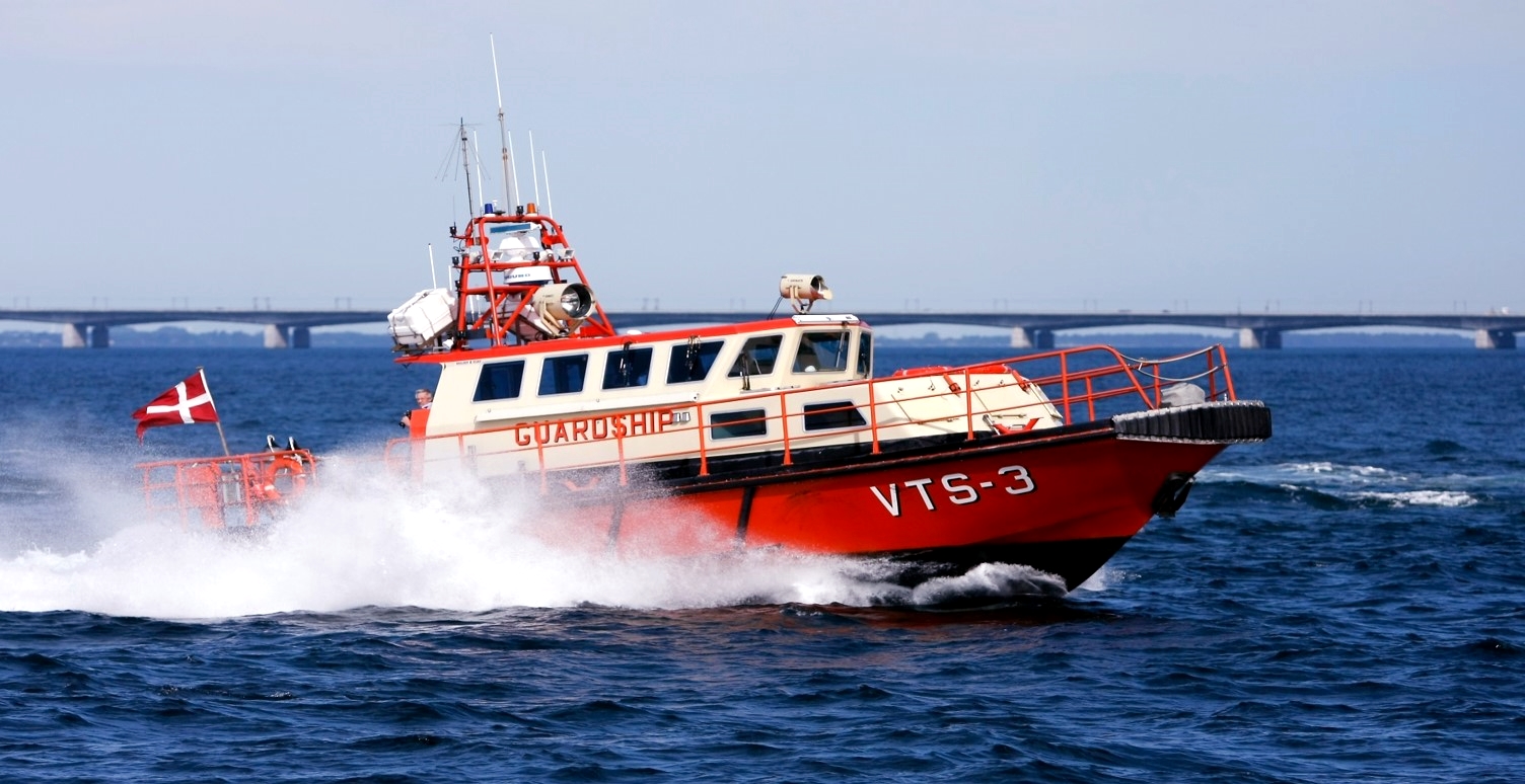 VTS-operatør ved Femern - skib i bølgerne.